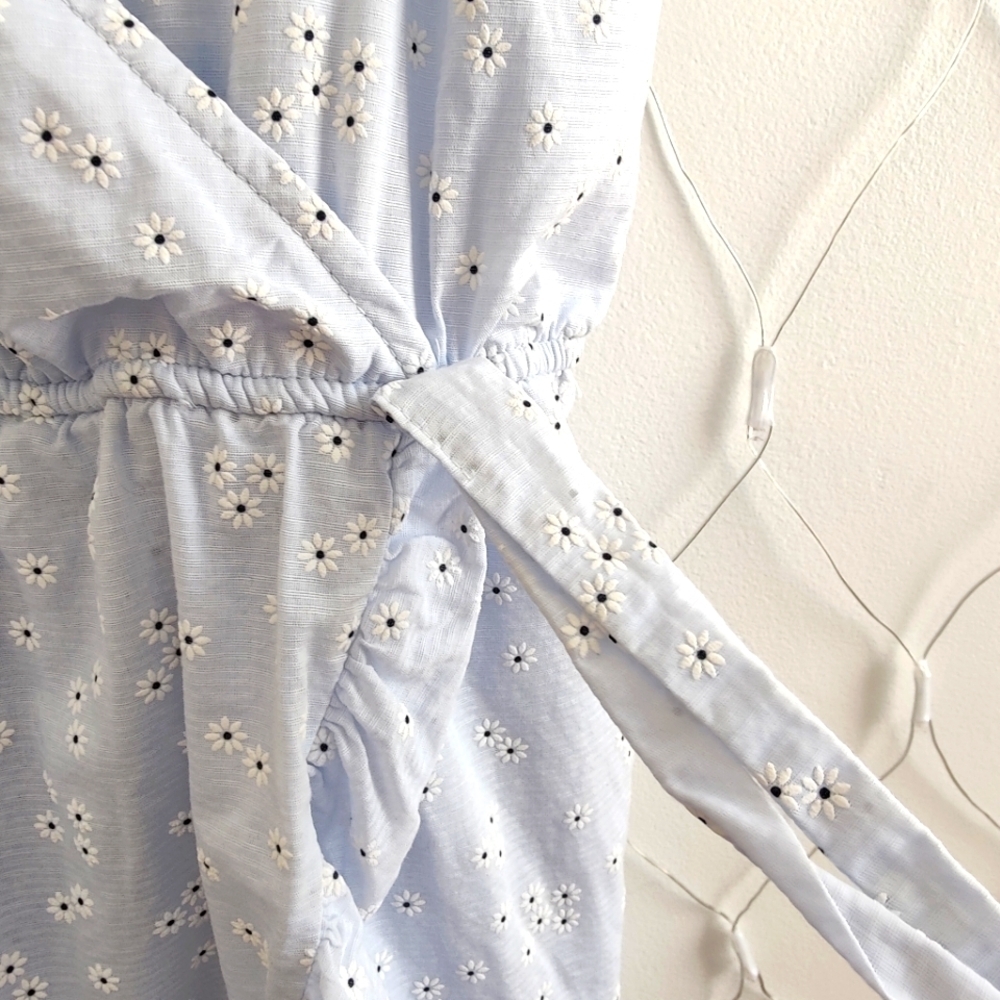 Wild Fable Romper / Ruffles /Size Small - Picture 2 of 6